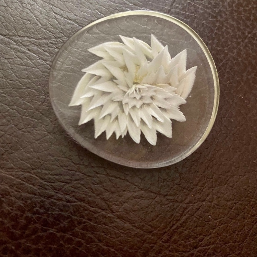 Vintage 1960s Reverse Carved Lucite Chrysanthemum White Flower Brooch Pin